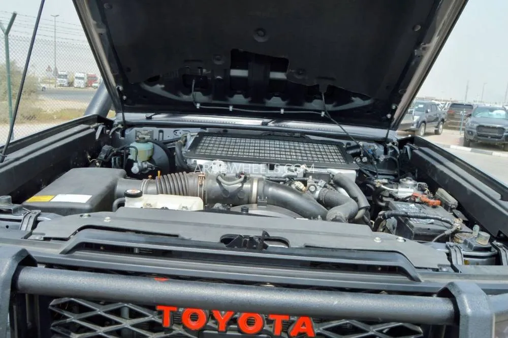 Toyota Land Cruiser 2021 for Sale in Dubai Image-14