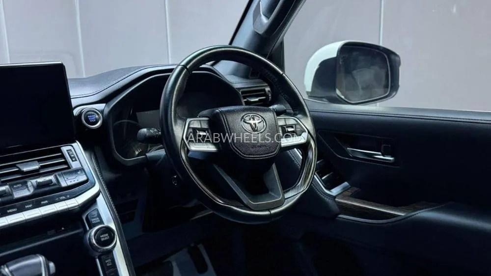 Toyota Land Cruiser 2021 for Sale in Dubai Image-10
