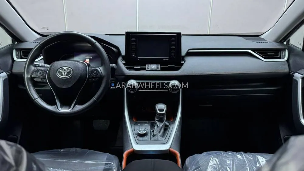 Toyota Rav4 2022 for Sale in Dubai Image-11
