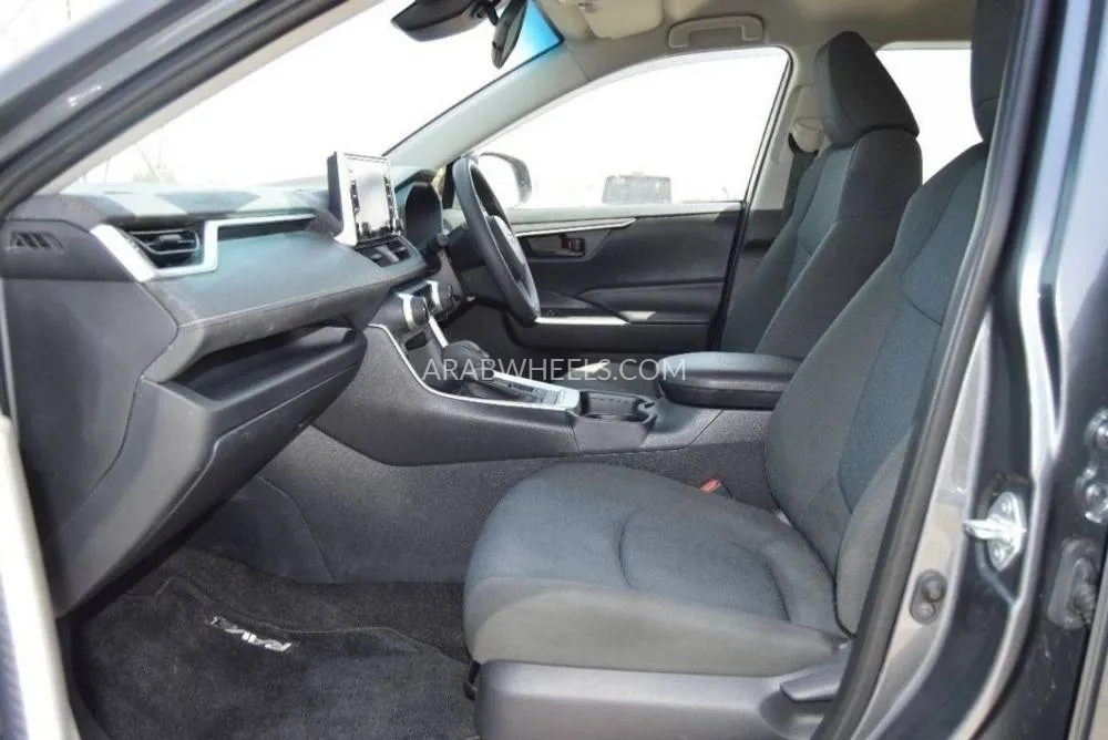 Toyota Rav4 2020 for Sale in Dubai Image-12