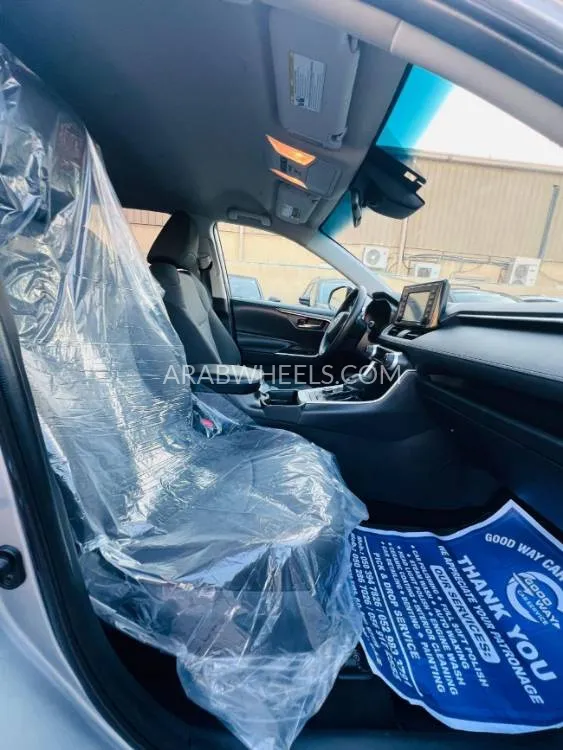 Toyota Rav4 2021 for Sale in Dubai Image-13