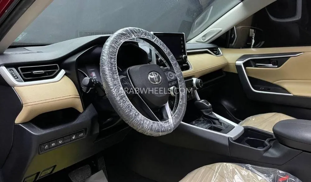 Toyota Rav4 2022 for Sale in Dubai Image-11