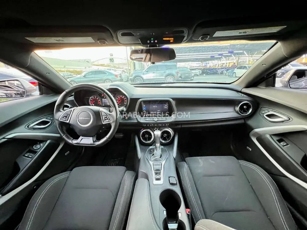 Chevrolet Camaro 2021 for Sale in Ajman Image-18