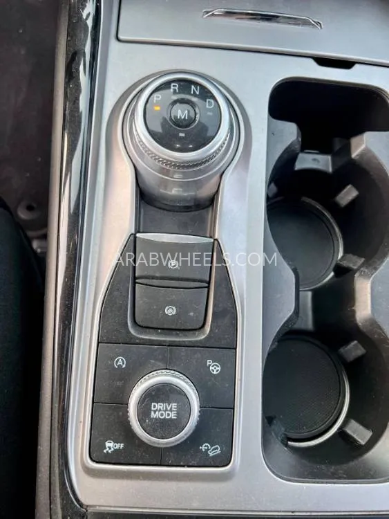 Ford Explorer 2021 for Sale in Ajman Image-12