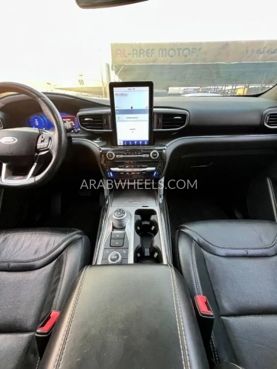 Ford Explorer 2021 for Sale in Ajman Image-17