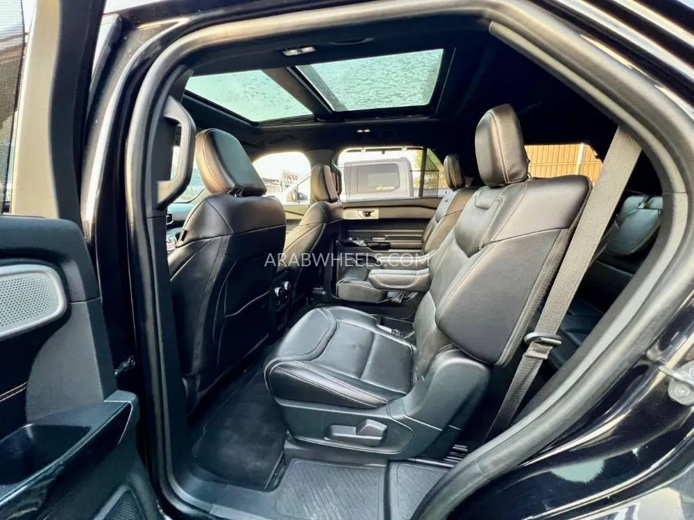 Ford Explorer 2021 for Sale in Ajman Image-19