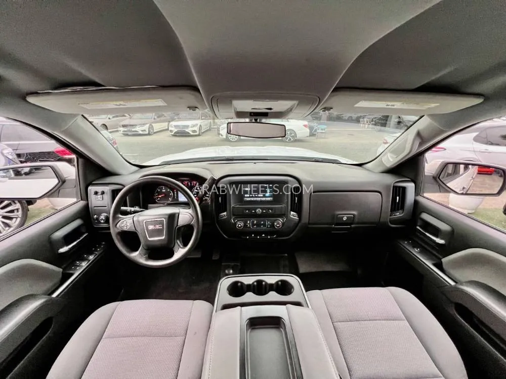 GMC Sierra 2019 for Sale in Ajman Image-11