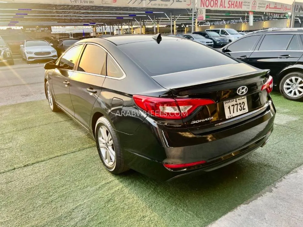 Hyundai Sonata 2016 for Sale in Ajman Image-2