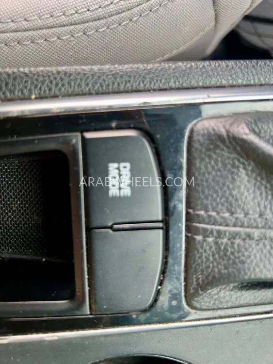 Hyundai Sonata 2016 for Sale in Ajman Image-10