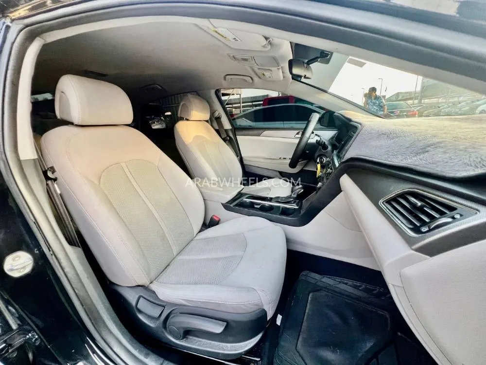 Hyundai Sonata 2016 for Sale in Ajman Image-16