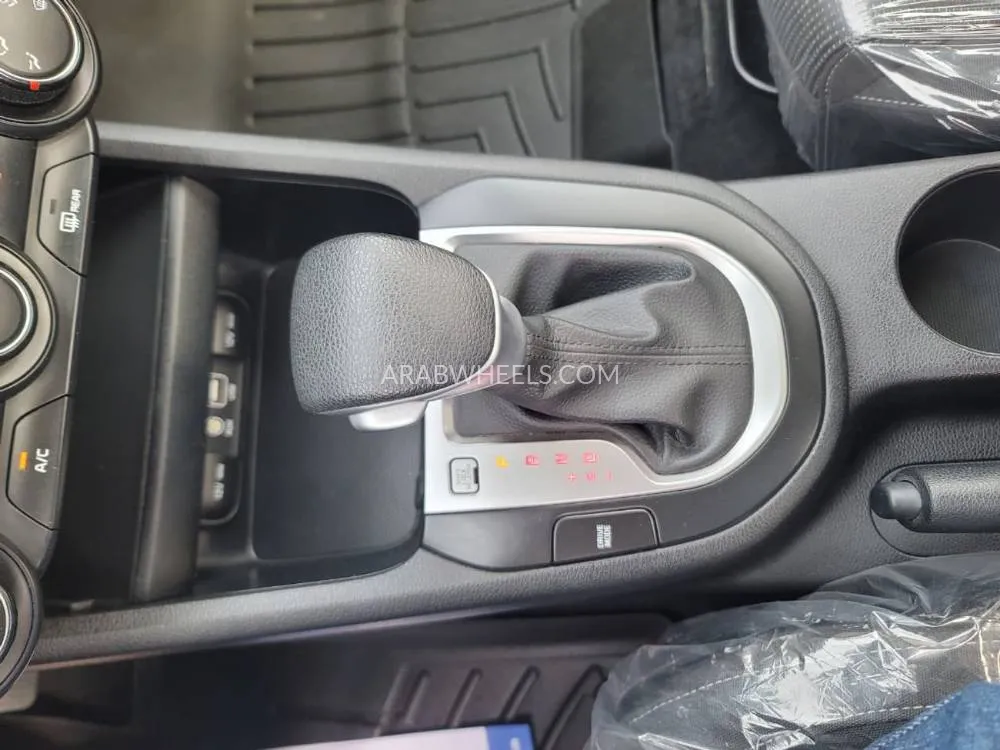 Kia Cerato 2021 for Sale in Ajman Image-13