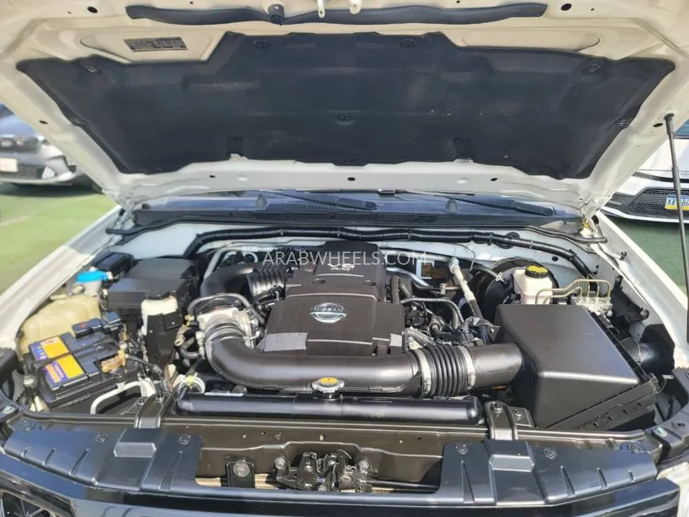 Nissan Frontier 2019 for Sale in Ajman Image-13