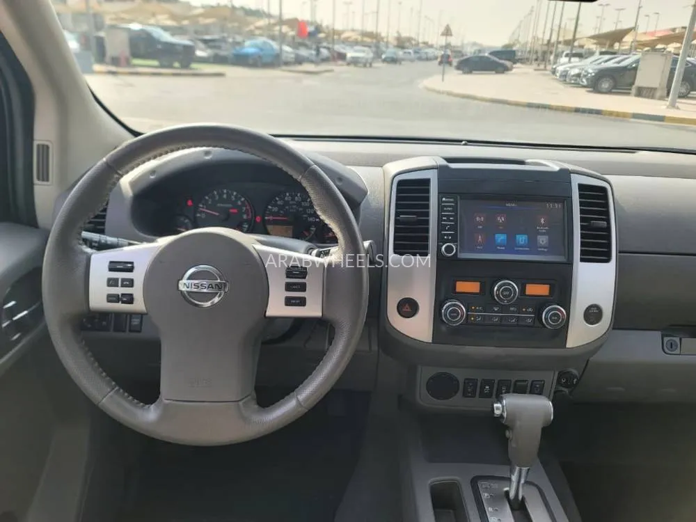 Nissan Frontier 2019 for Sale in Ajman Image-16