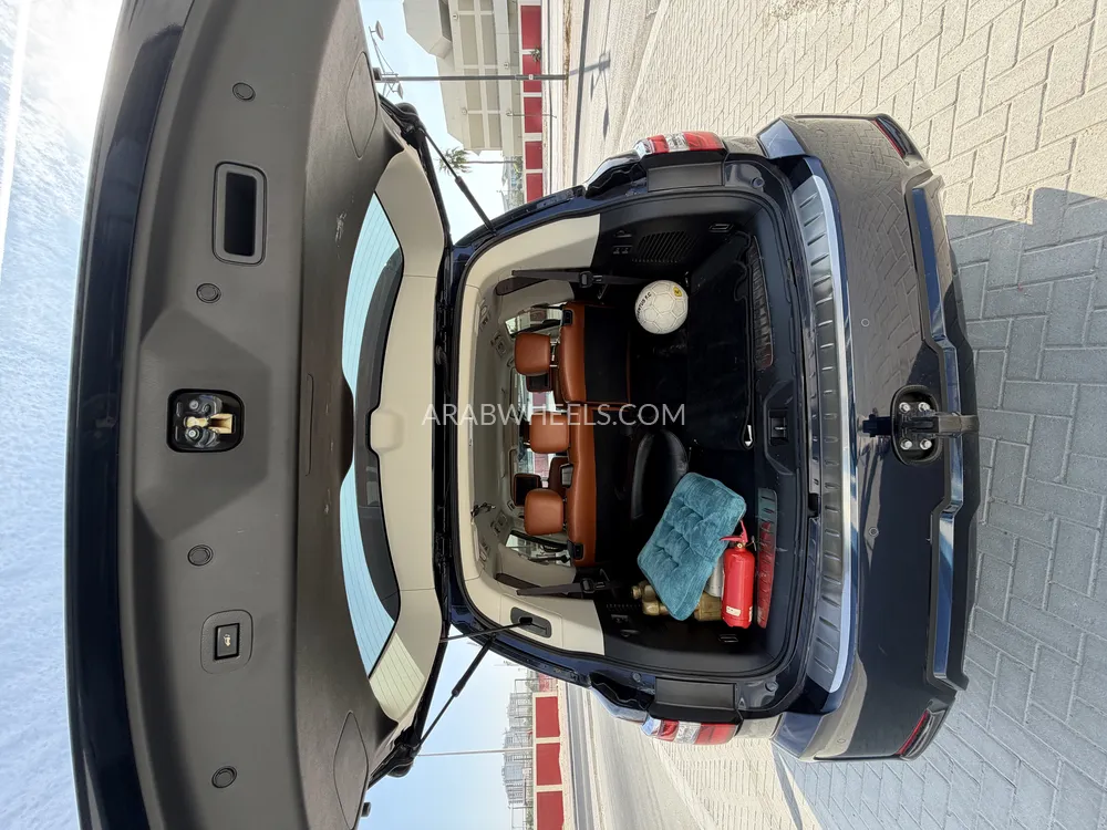 Nissan Patrol 2020 for Sale in Dubai Image-6