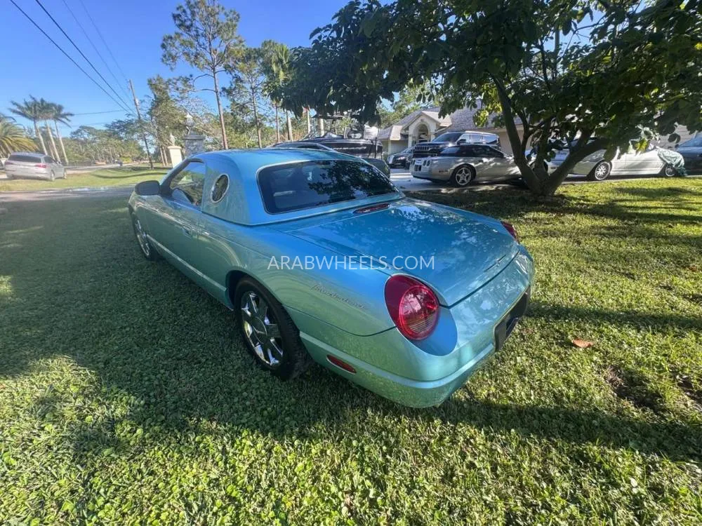 Ford Thunderbird 2002 for Sale in Dubai Image-17