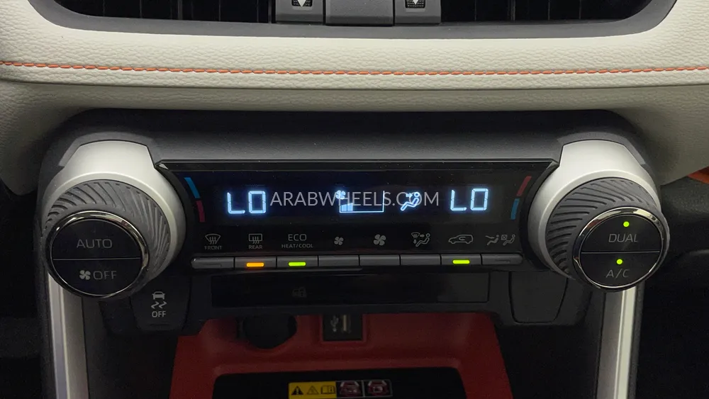 Toyota Rav4 2024 for Sale in Dubai Image-47