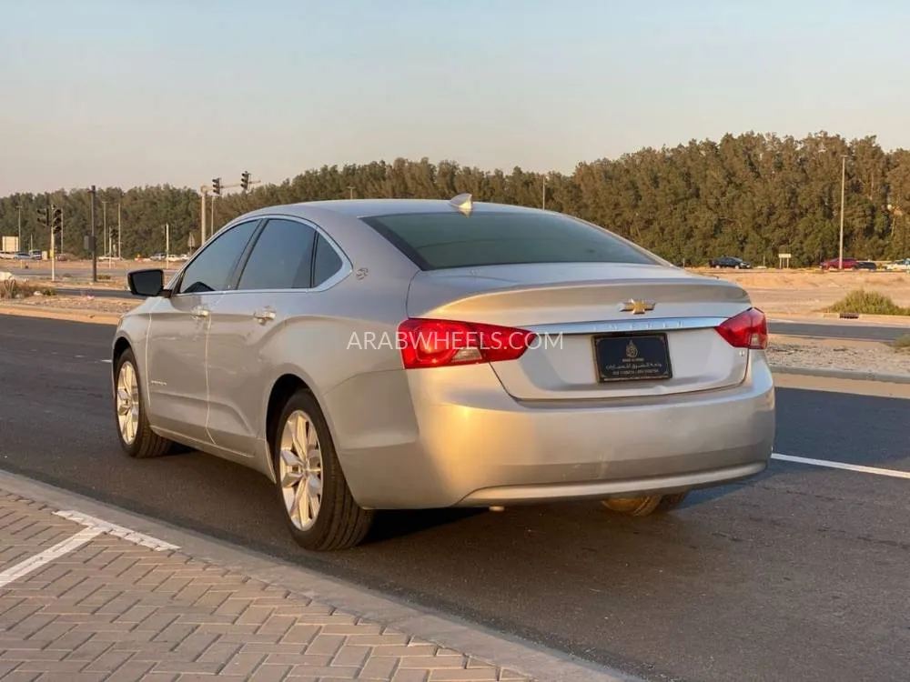 Chevrolet Impala 2019 for Sale in Sharjah Image-4
