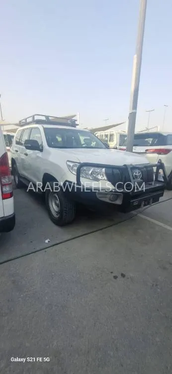 Toyota Land Cruiser Prado 2018 for Sale in Sharjah Image-3