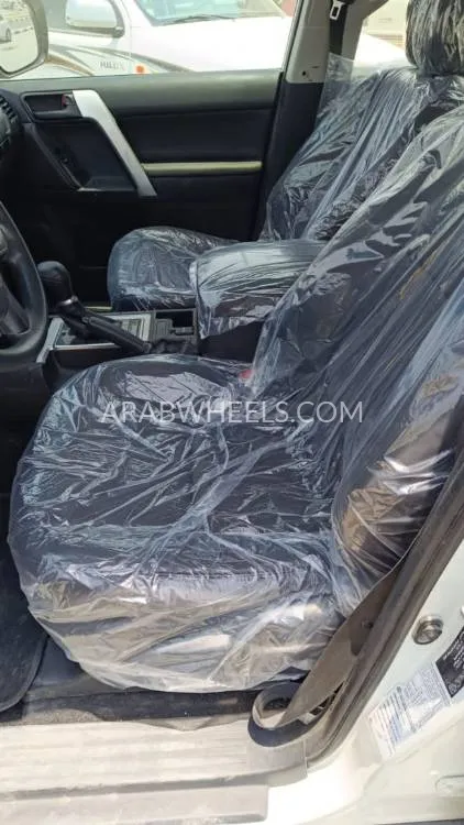 Toyota Land Cruiser Prado 2019 for Sale in Sharjah Image-9