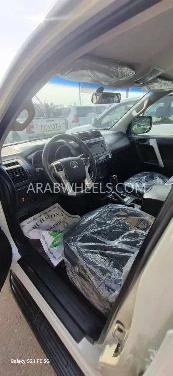 Toyota Land Cruiser Prado 2016 for Sale in Sharjah Image-8