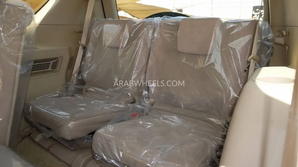 Toyota Land Cruiser Prado 2018 for Sale in Sharjah Image-11