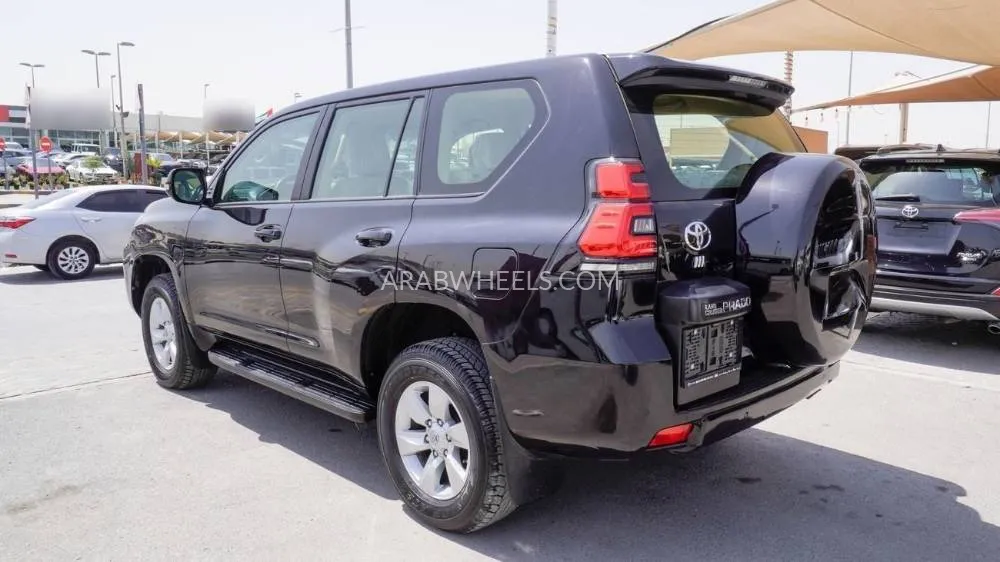 Toyota Land Cruiser Prado 2018 for Sale in Sharjah Image-15