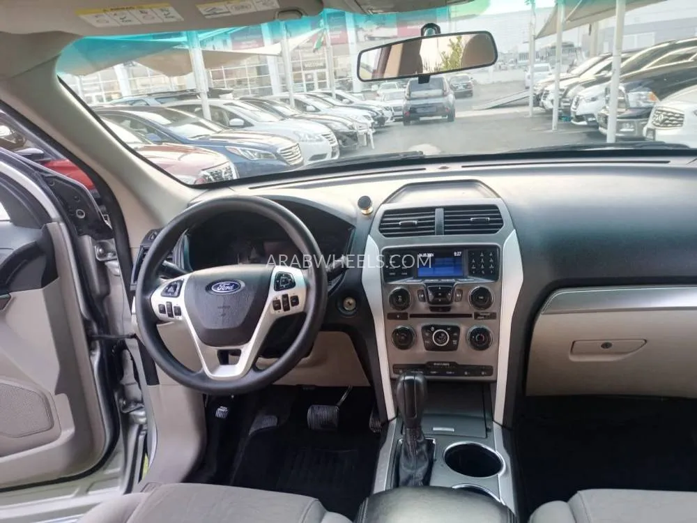Ford Explorer 2014 for Sale in Sharjah Image-10