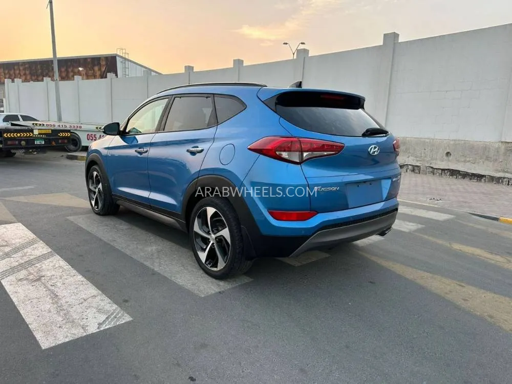 Hyundai Tucson 2016 for Sale in Sharjah Image-8