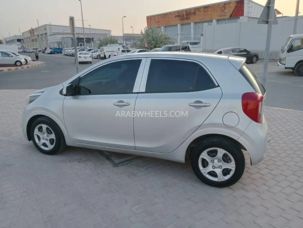 Kia Picanto 2020 for Sale in Sharjah Image-7