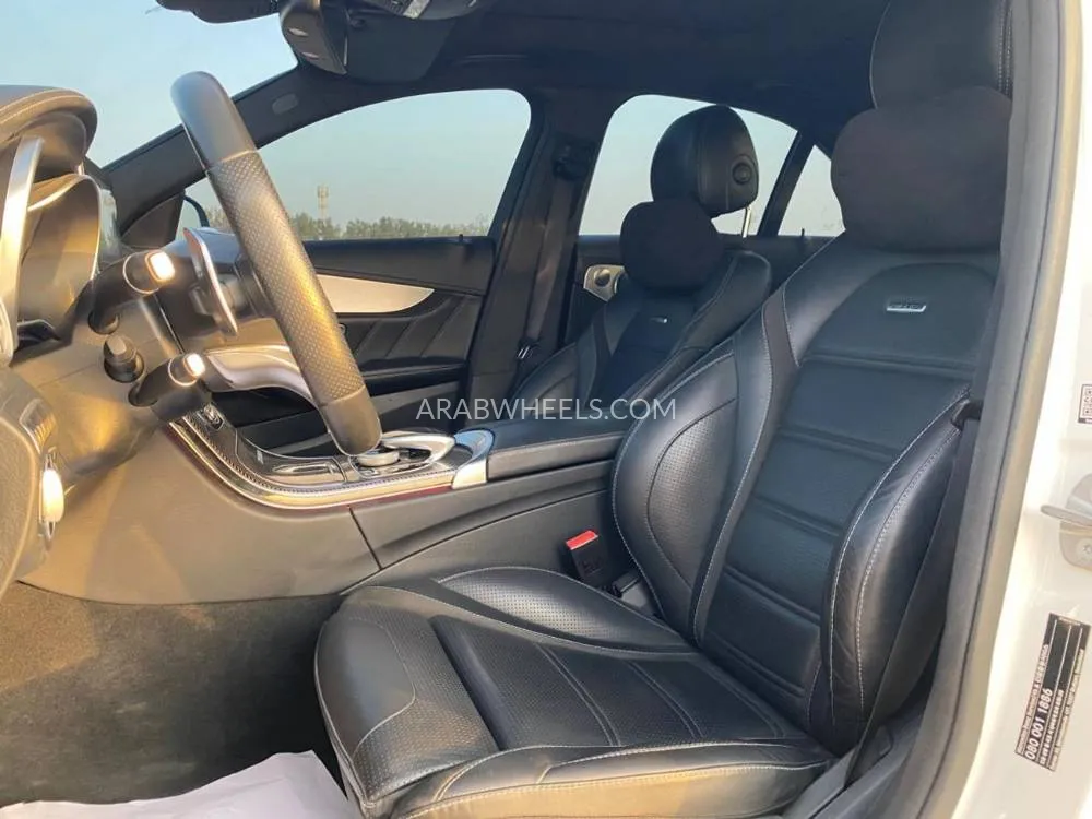 Mercedes Benz C Class 2016 for Sale in Sharjah Image-9