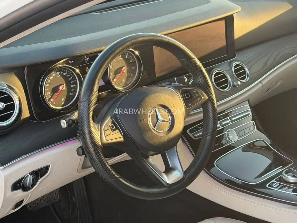 Mercedes Benz E Class 2017 for Sale in Sharjah Image-8