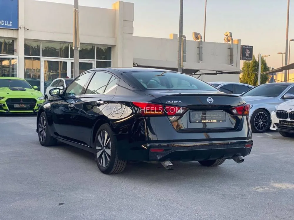 Nissan Altima 2019 for Sale in Sharjah Image-5
