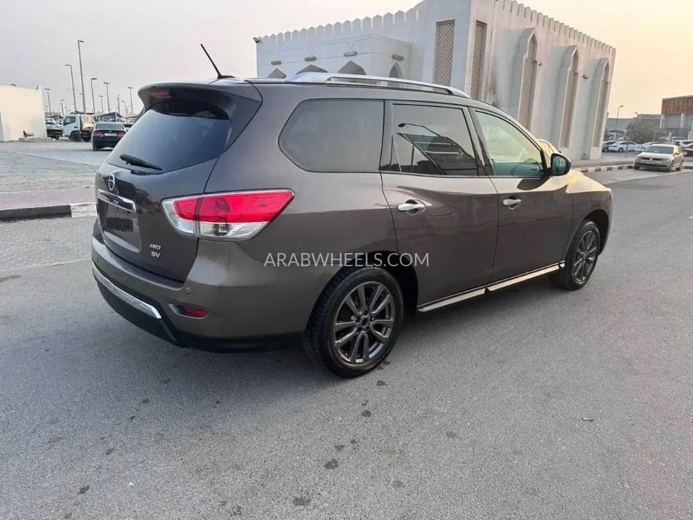 Nissan Pathfinder 2015 for Sale in Sharjah Image-6