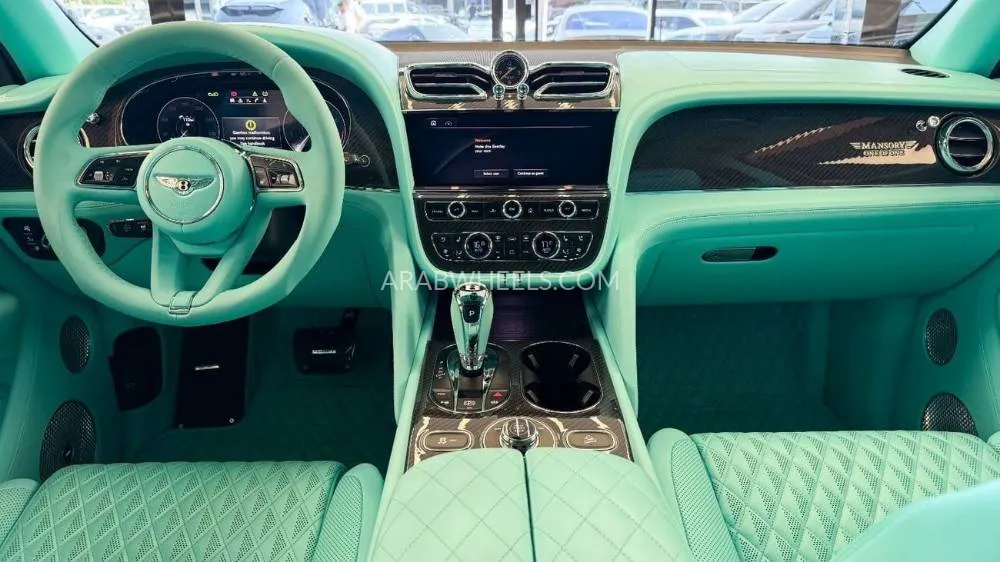 Bentley Bentayga 2022 for Sale in Dubai Image-6