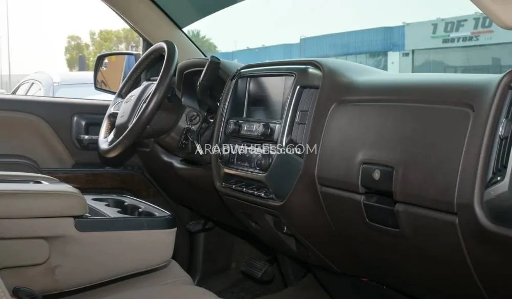 Chevrolet Silverado 2015 for Sale in Dubai Image-7