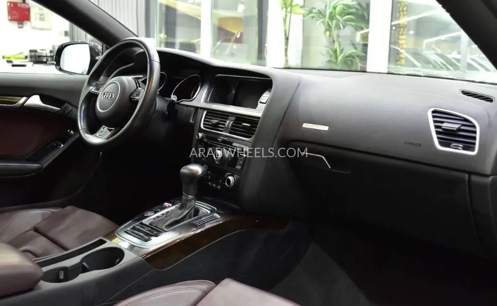 Audi A5 2015 for Sale in Dubai Image-14