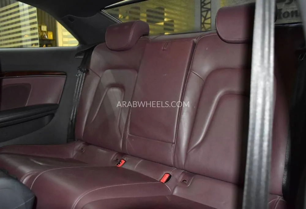 Audi A5 2015 for Sale in Dubai Image-16