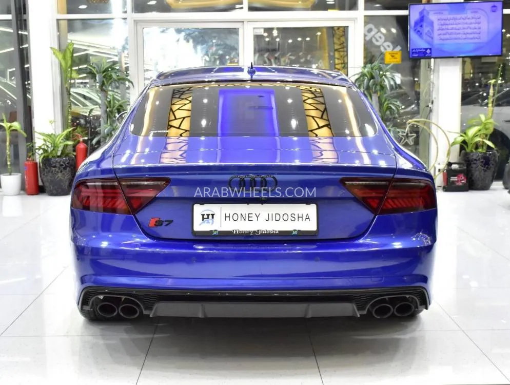 Audi A7 2016 for Sale in Dubai Image-5
