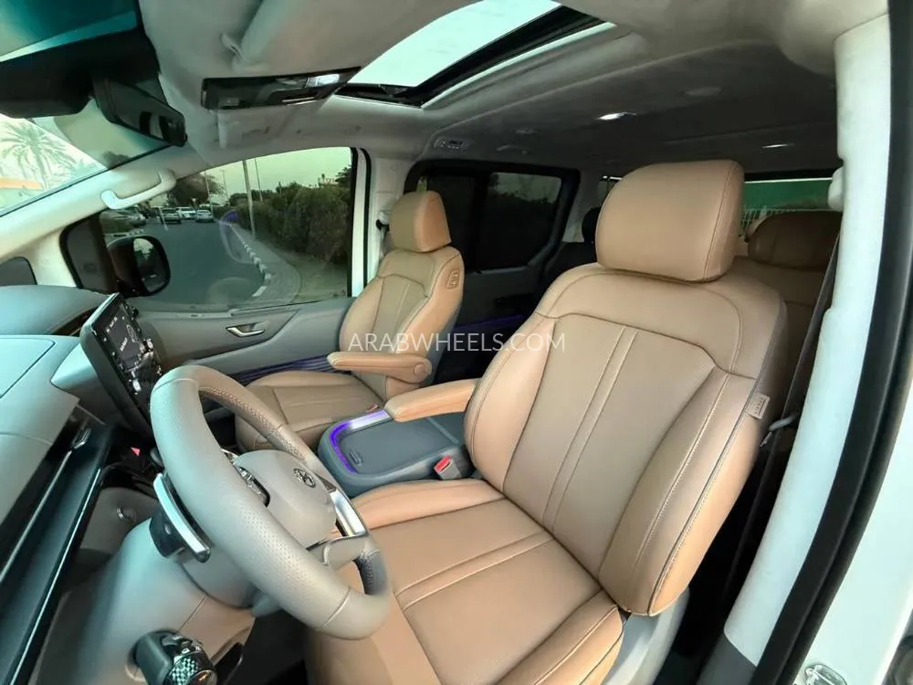 هيونداي ستاريا 2024 for Sale in دبي Image-13