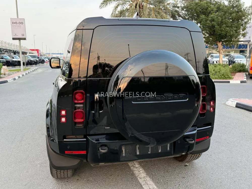 Land Rover Defender 2023 for Sale in Dubai Image-21