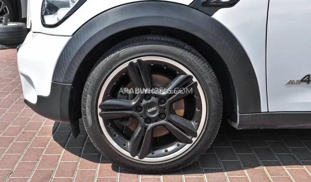 Mini Countryman 2016 for Sale in Dubai Image-15