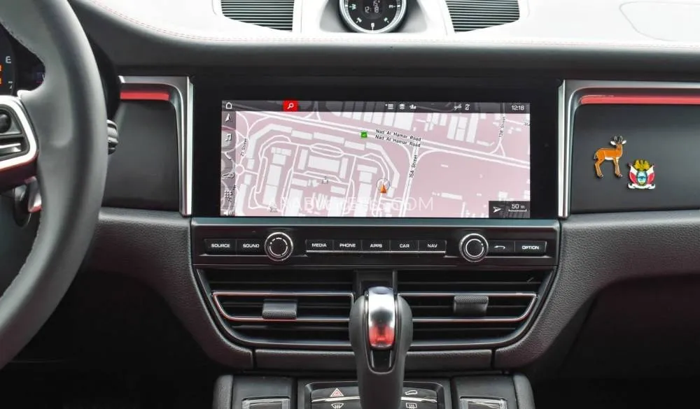 Porsche Macan 2021 for Sale in Dubai Image-9