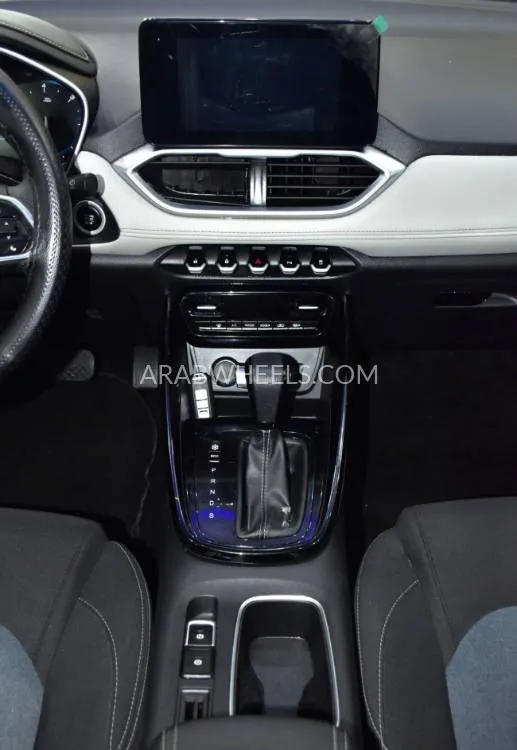 Chevrolet Captiva 2023 for Sale in Dubai Image-15