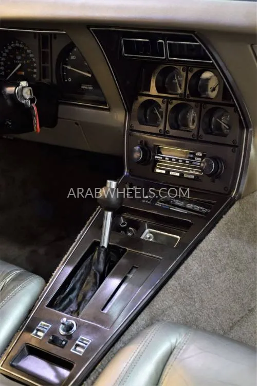 Chevrolet Corvette 1982 for Sale in Dubai Image-16