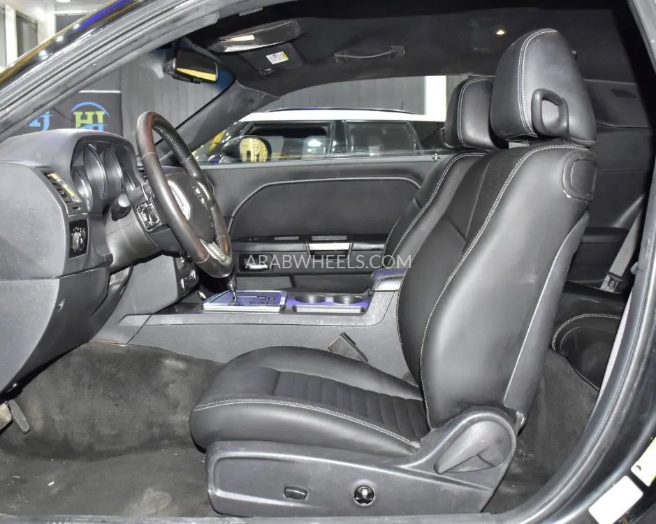 Dodge Challenger 2012 for Sale in Dubai Image-10