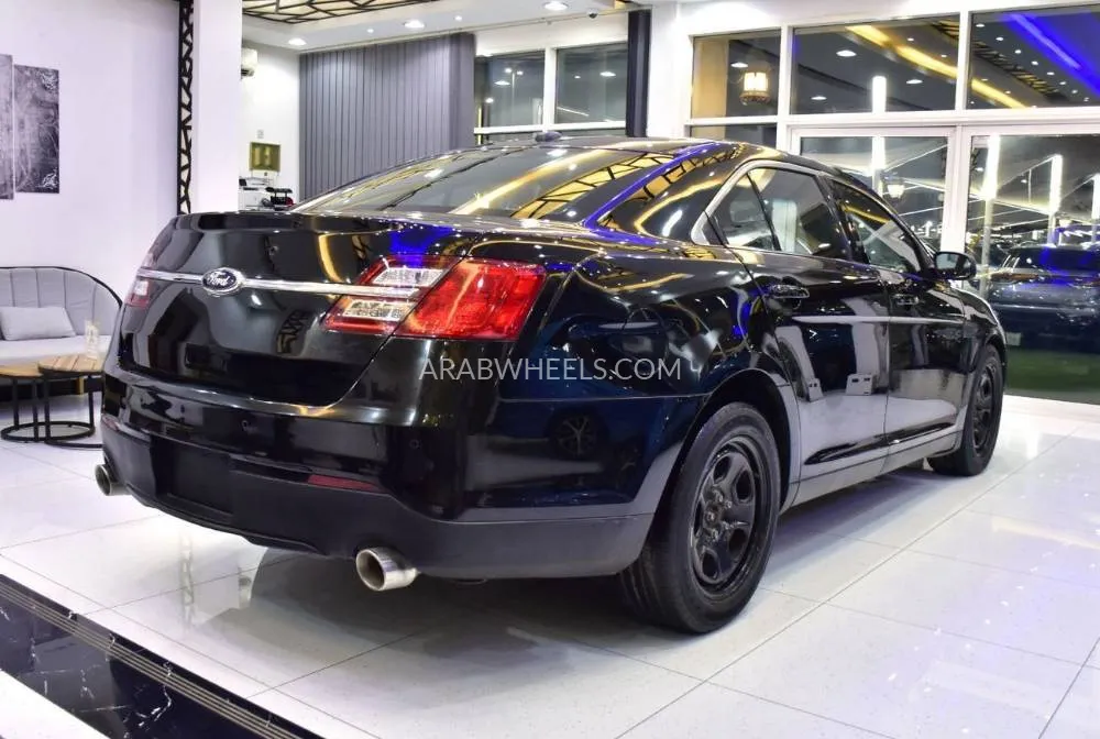Ford Taurus 2015 for Sale in Dubai Image-6