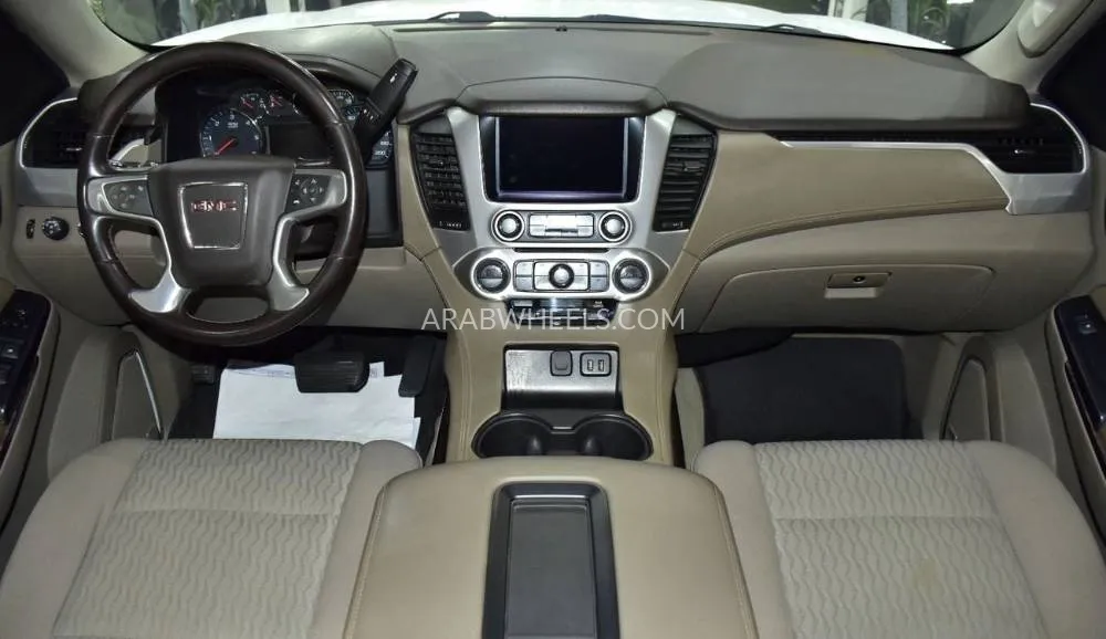 GMC Yukon 2019 for Sale in Dubai Image-11