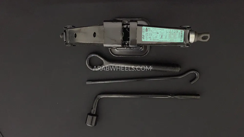 هيونداي إلنترا 2022 for Sale in دبي Image-29