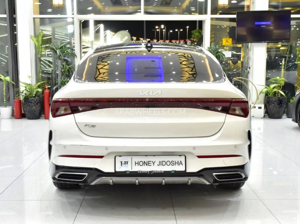 Kia K5 2022 for Sale in Dubai Image-5