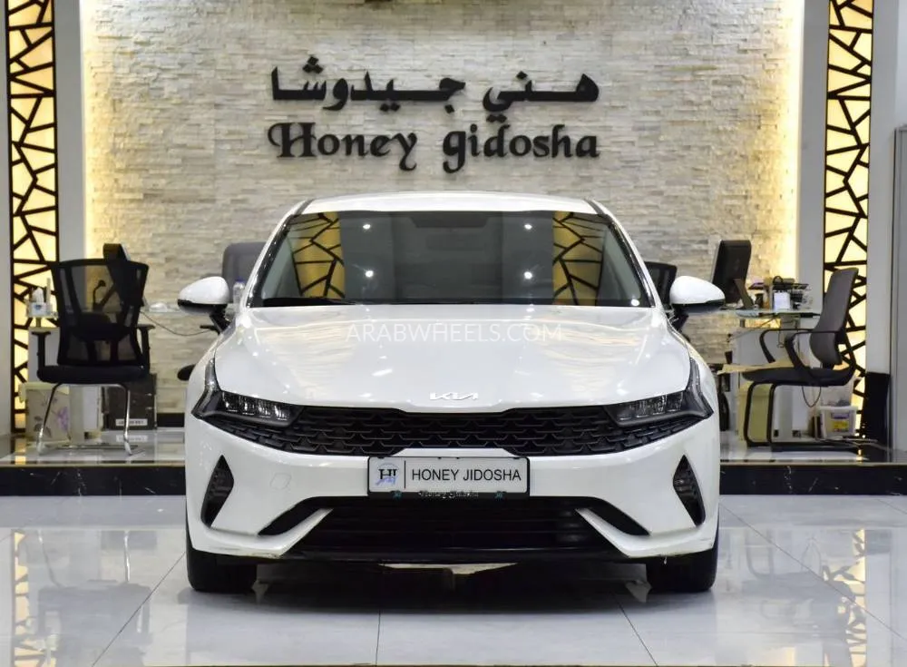 Kia K5 2023 for Sale in Dubai Image-2